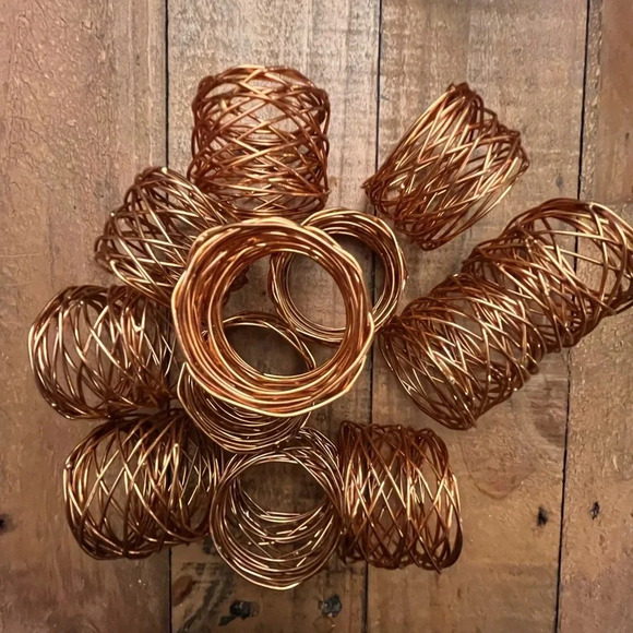 Set of 12 Copper Mesh Napkin Rings - Picture 2 of 2